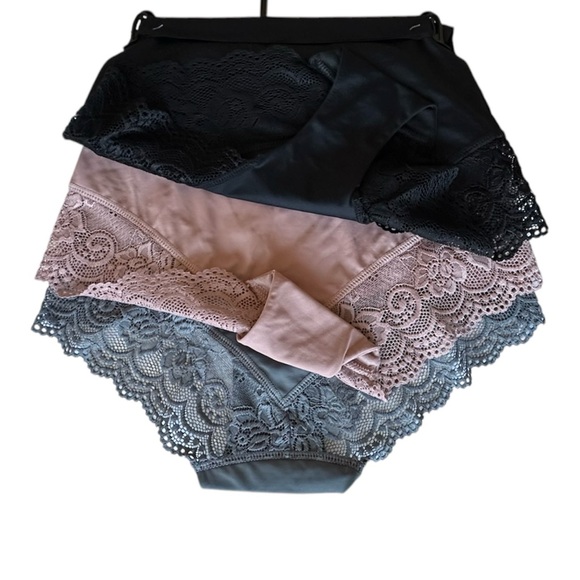 Women’s High Waisted Briefs Panties 3 Pc Set Light Control W/ Lace NEW WITH TAGS - Picture 2 of 4